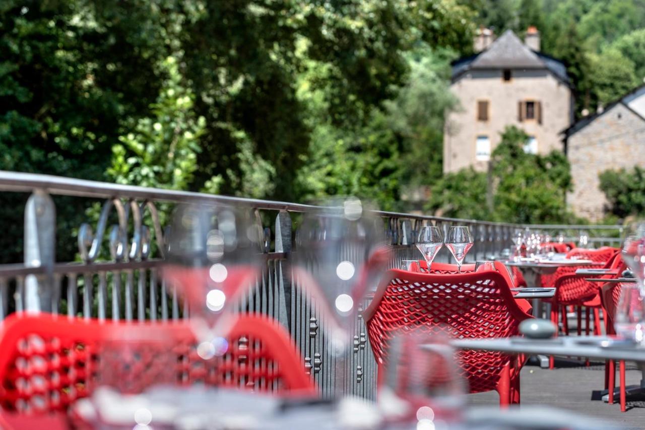 Logis Hotel Restaurant Les 2 Rives - A75, En Bordure De Riviere Banassac Exteriér fotografie